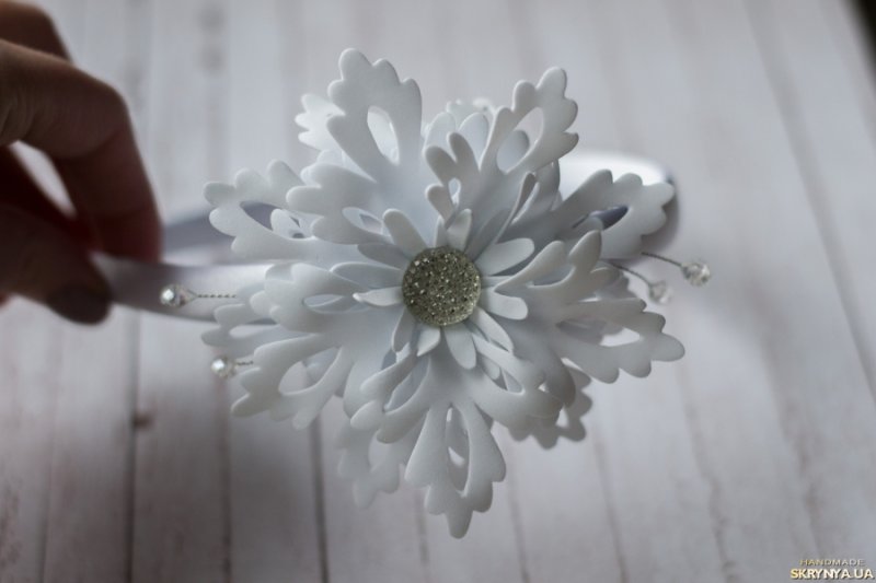 Ободок Снежинка из фоамирана