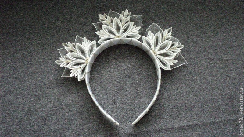 6051983 Ободок Снежинка