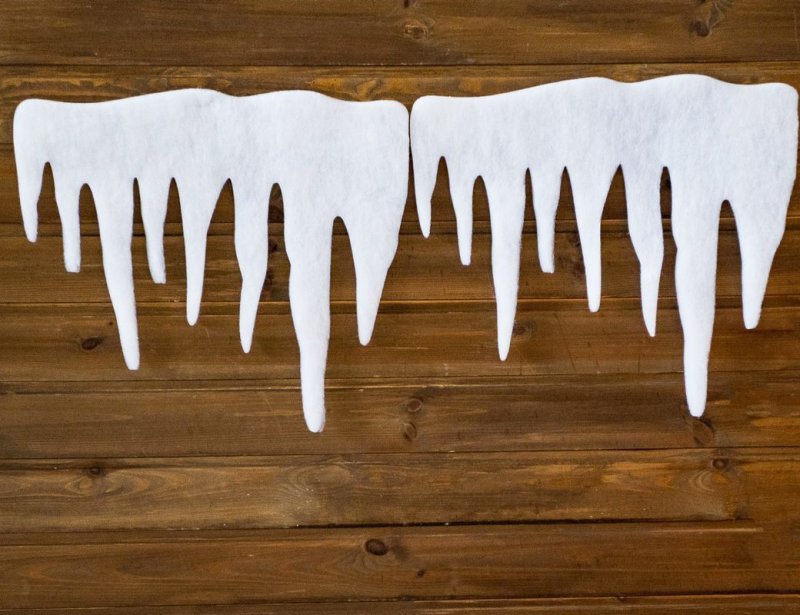 Бумажные сосульки для декора