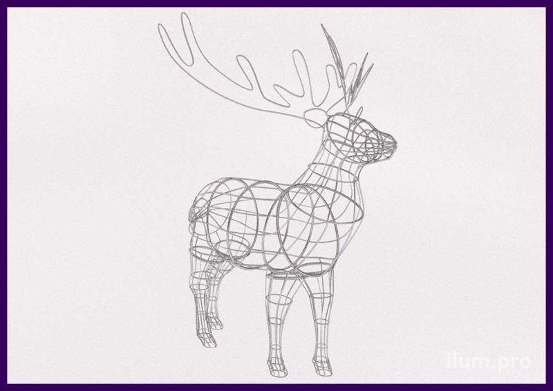 Проволочный каркас оленя