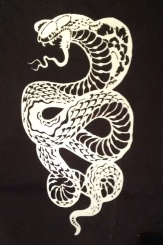 Змея трафарет