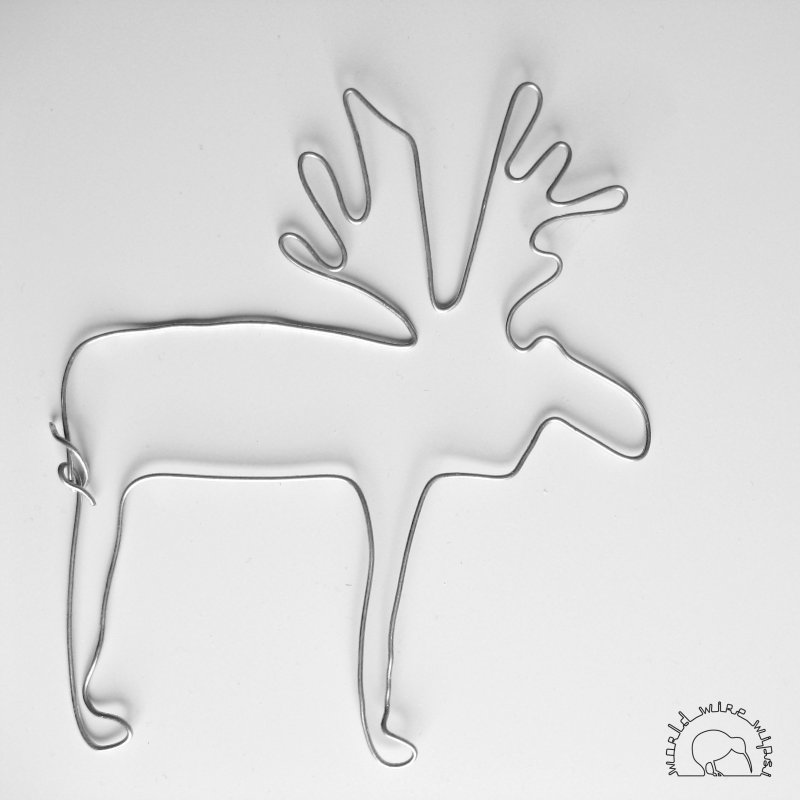 Эскиз оленя из проволоки