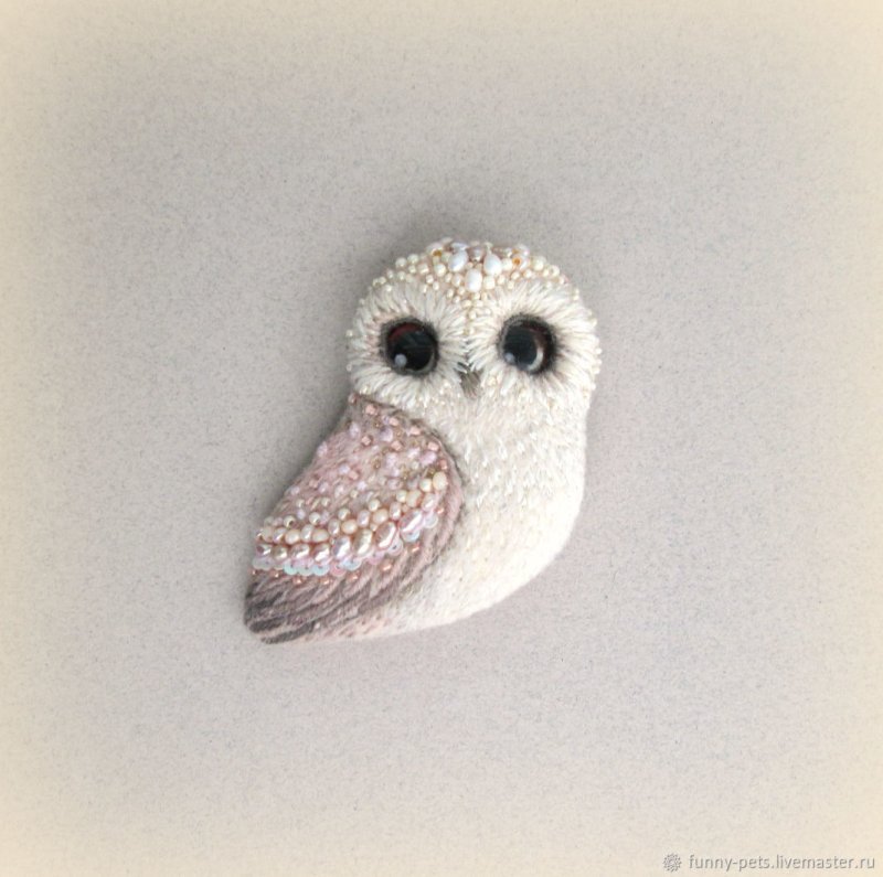 Брошь гладью Сова