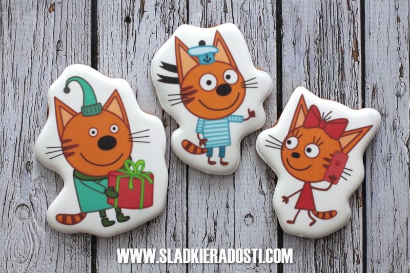 Трафарет три кота для пряников