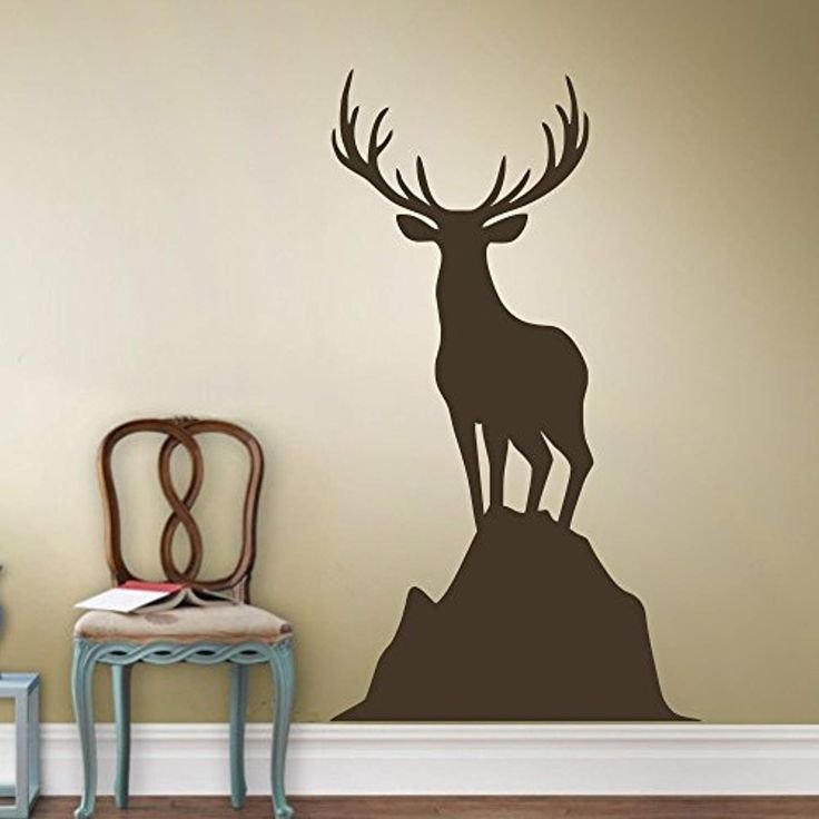 Силуэт оленя на стене