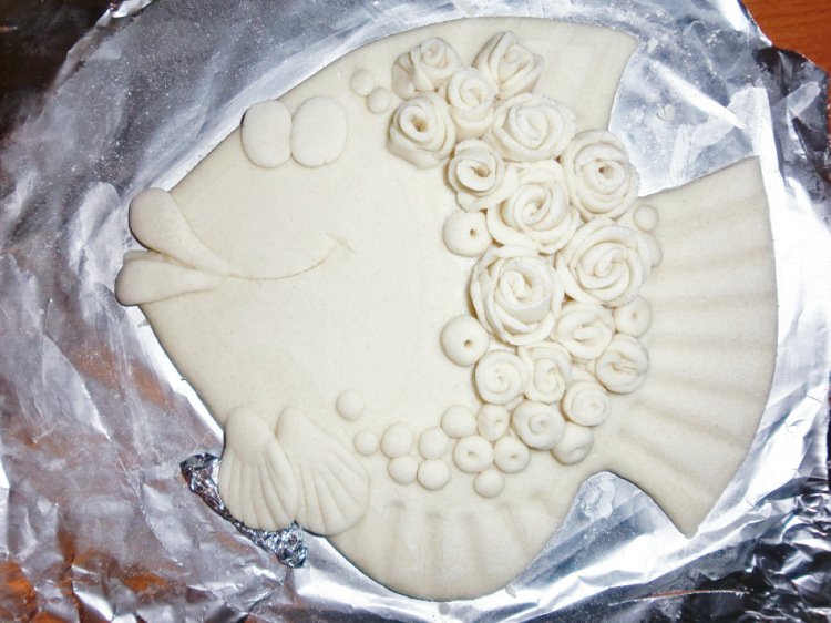 Рыбка из теста