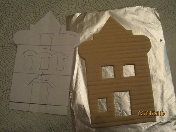 Основа домика из соленого теста