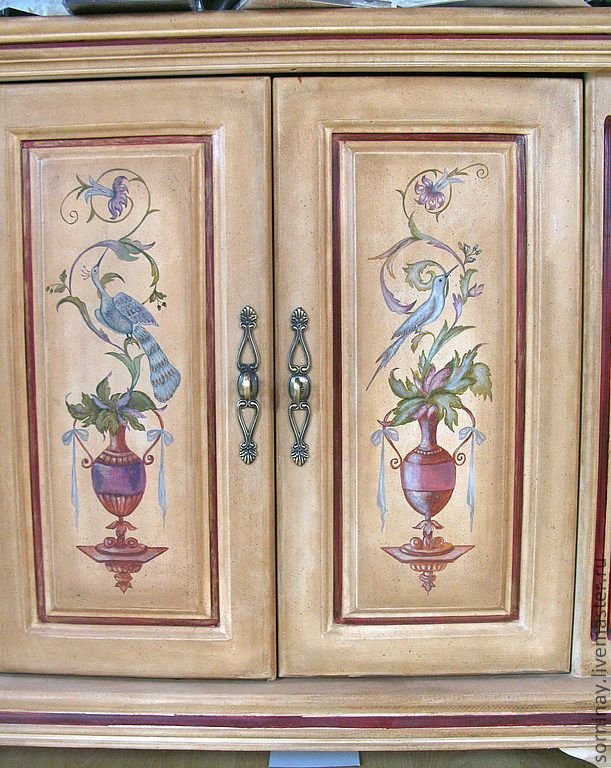 Художественная роспись мебели