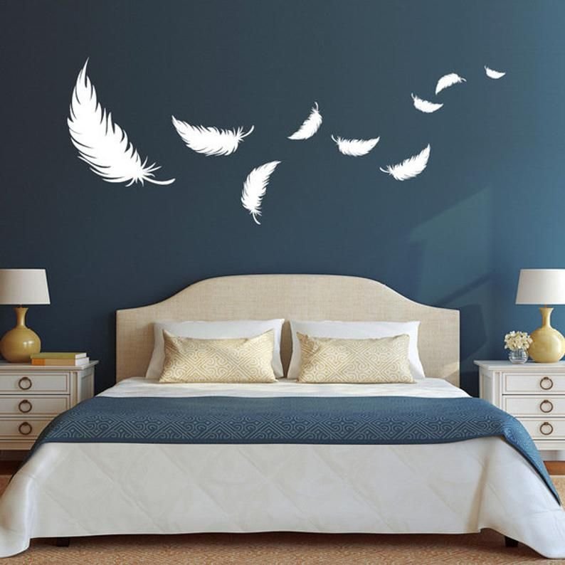 Украшение на стену в спальню