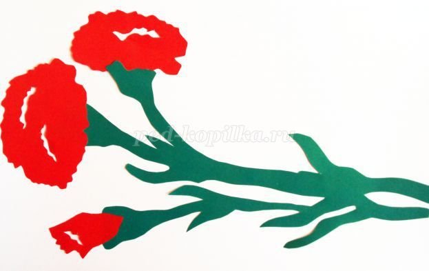 Гвоздики для украшения окон к 9 мая