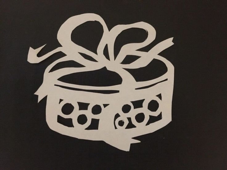 Подарок на окно из бумаги