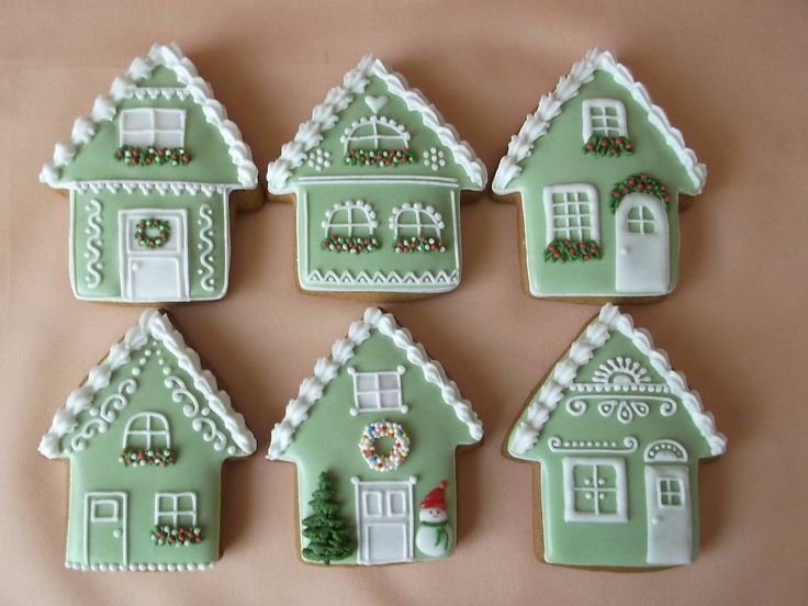 Роспись имбирных пряников домик
