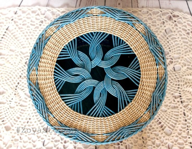 Плетеное панно из газетных трубочек