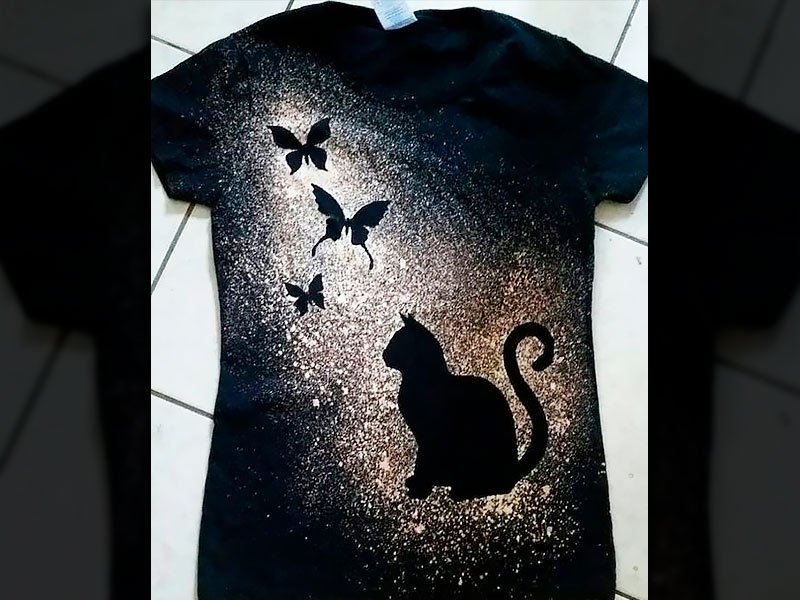 Разрисованная футболка