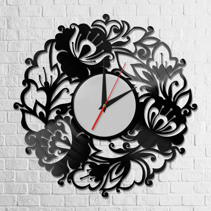 Часы из виниловых пластинок