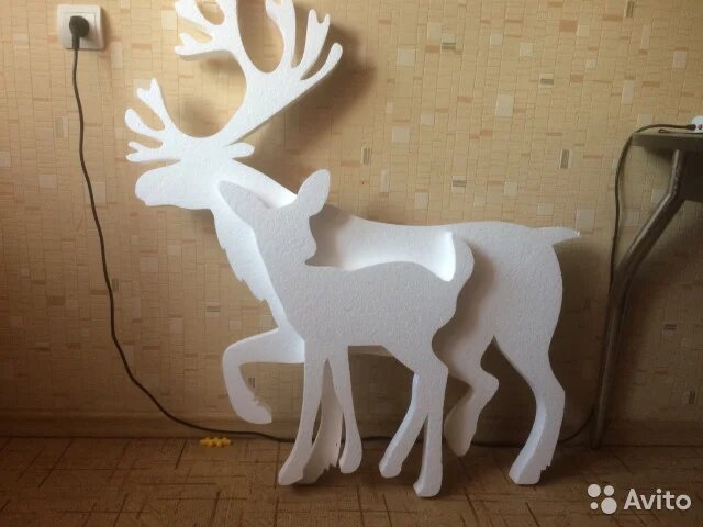 Фигурка оленя из пенопласта