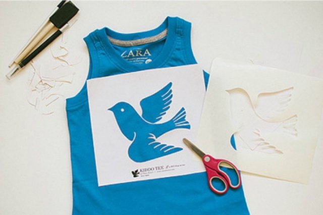 Роспись футболок акриловыми красками