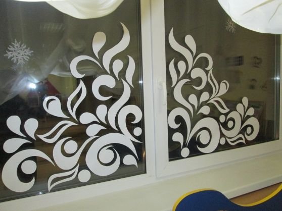 Узоры на стеклах к новому году