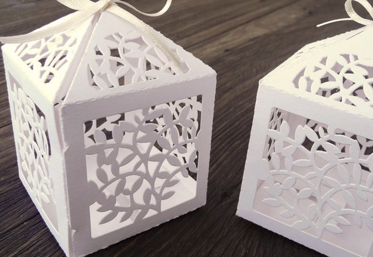 Новогодний фонарь из потолочной плитки