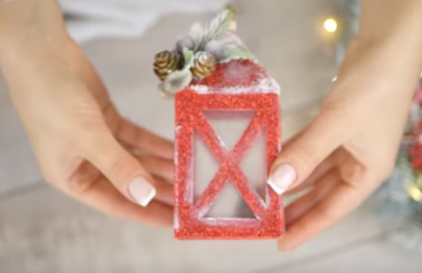 Фонарик из фоамирана на елку