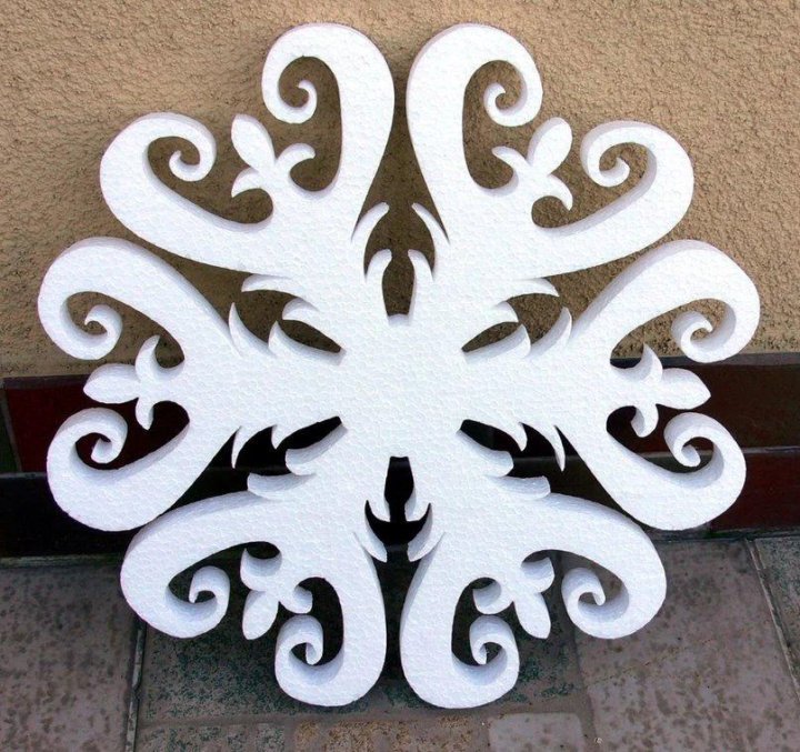 Узоры из пенопласта