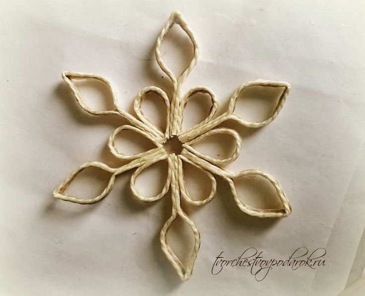Снежинки из джута