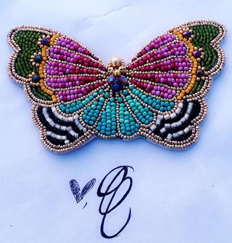 Брошь бабочка бисер