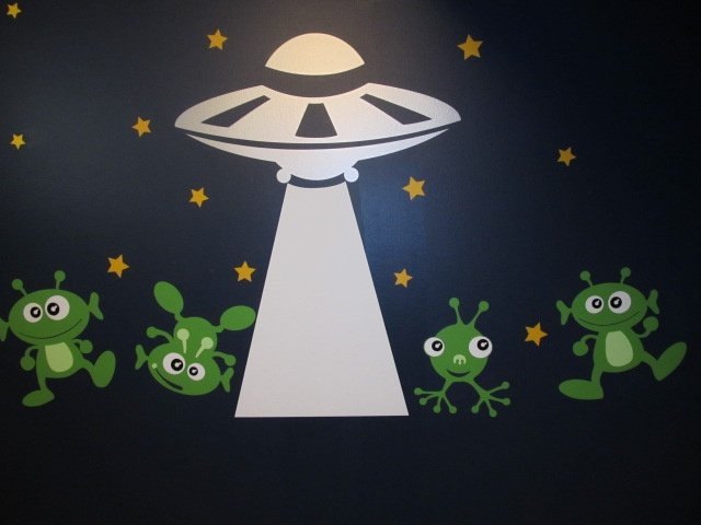 День рождение в стиле инопланетян