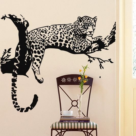 Узоры животных на стенах