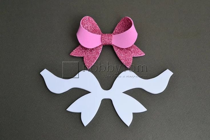 Бант из фоамирана