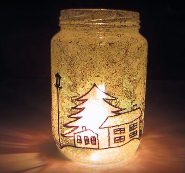 Новогодний светильник из банки