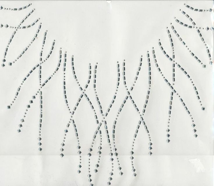 Узоры бисером на платье