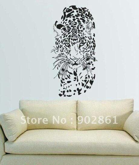 Роспись на стене пантера