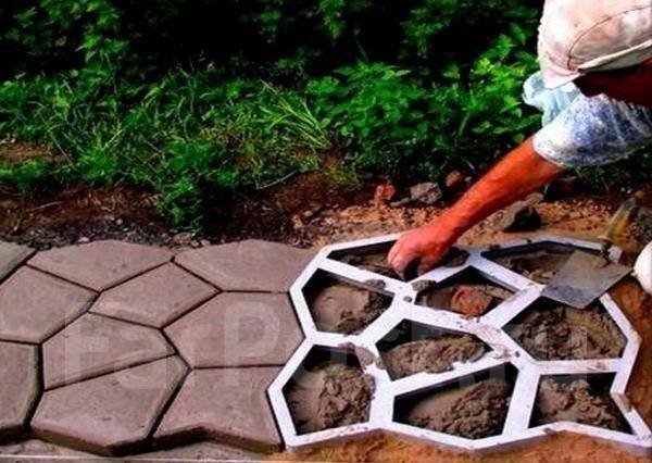 Форма для заливки дорожек