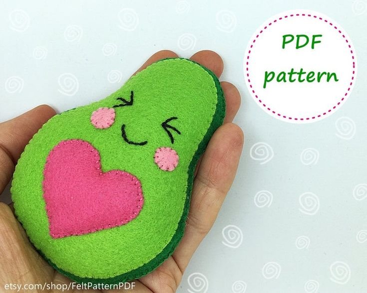 Брелок авокадо из фетра