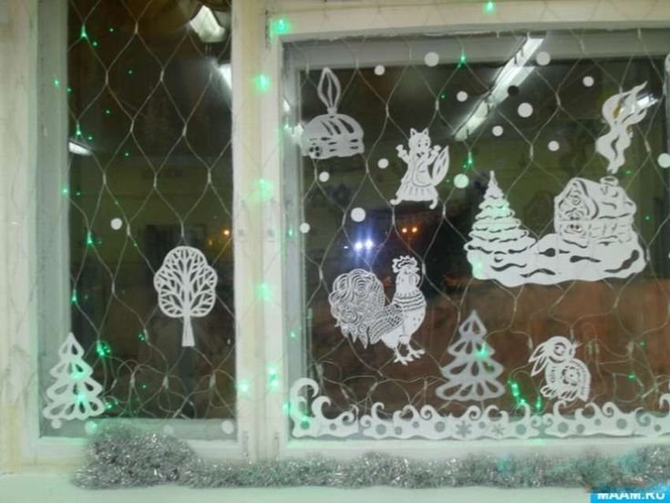 Зимняя сказка на окне