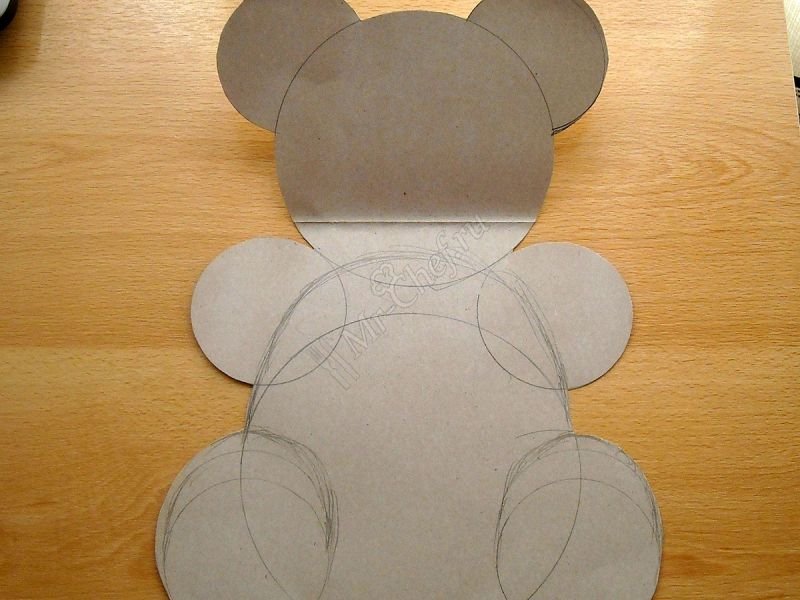 Медвежонок из картона