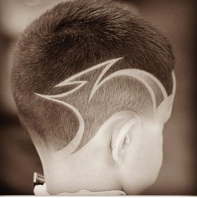 Хаир тату для мальчиков полоски