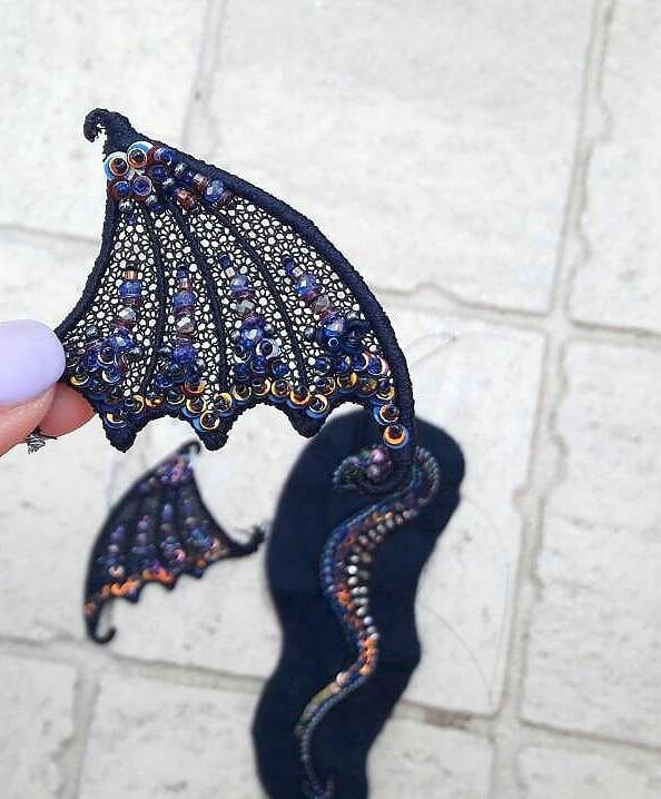 Крылья дракона Брожко из бисера
