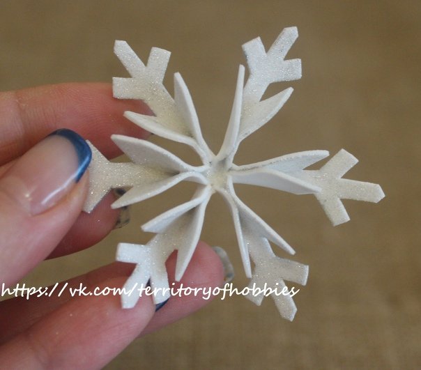 Снежинки из фоамирана плоские