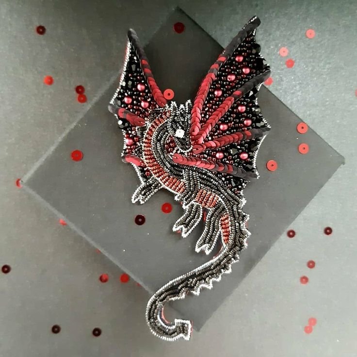 Дракон брошь бисер