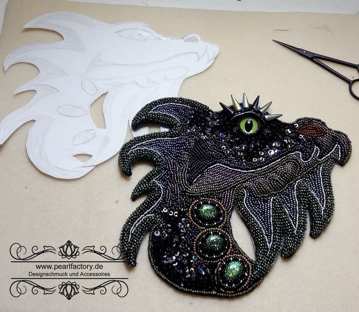 Брошь дракон