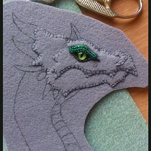 Объемная вышивка на фетре