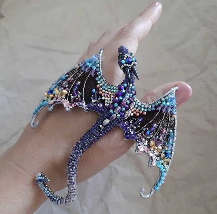 Дракон из бисера