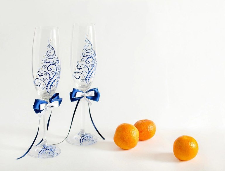 Расписать бокалы на свадьбу