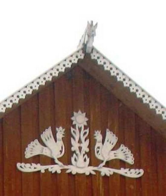 Прорезная резьба фронтон