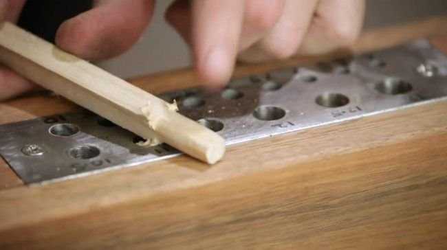 Приспособление для разметки отверстий под шканты