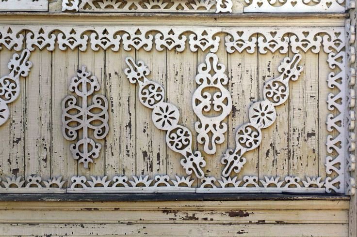 Прорезная резьба солярные символы