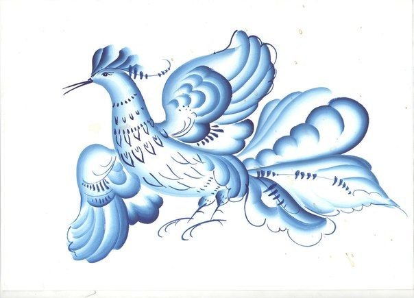 Роспись птицы в гжельской росписи