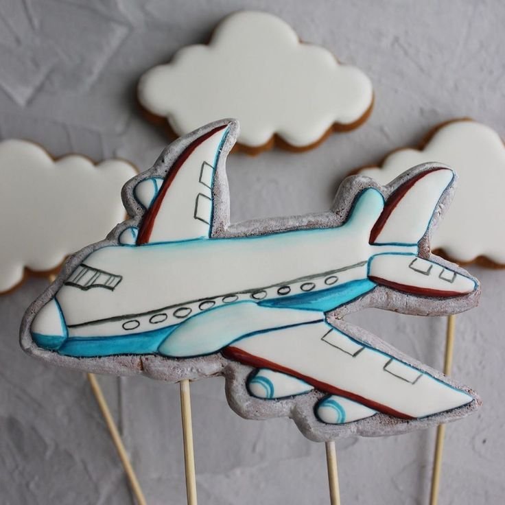 Пряник самолет на торт